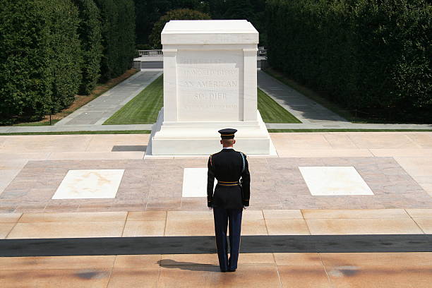 soldado desconocido - sentinels of the tomb fotografías e imágenes de stock