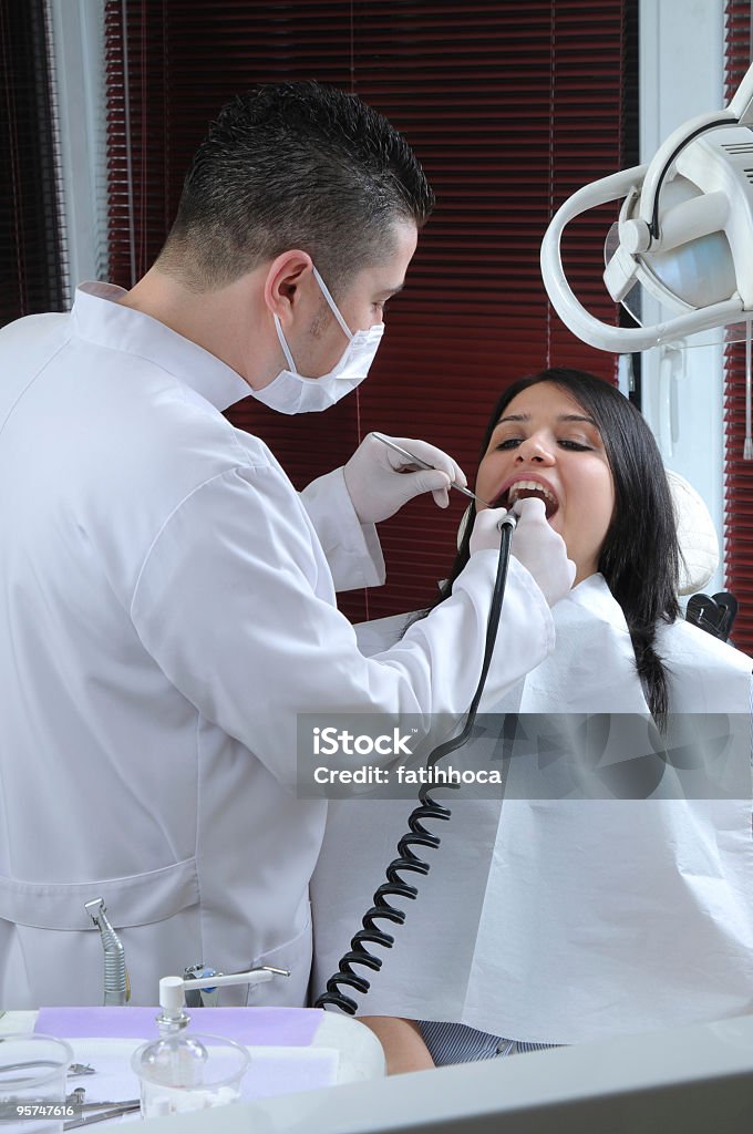 歯科医と患者 - カラー画像のロイヤリティフリーストックフォト