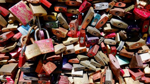istock Close-up locks at Cologne Hohenzollern Bridge 957499786
