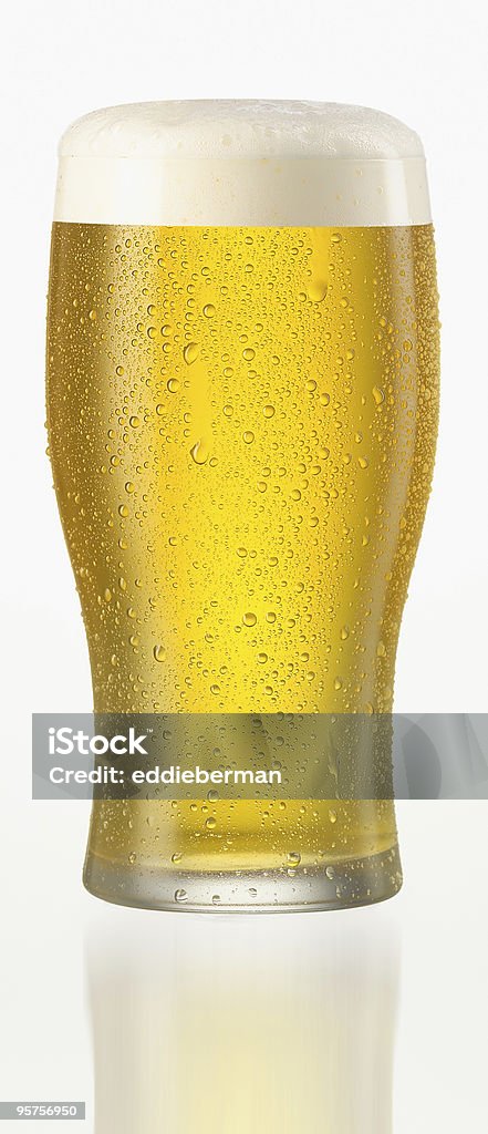 Холодное пиво - Стоковые фото Алкоголь - напиток роялти-фри