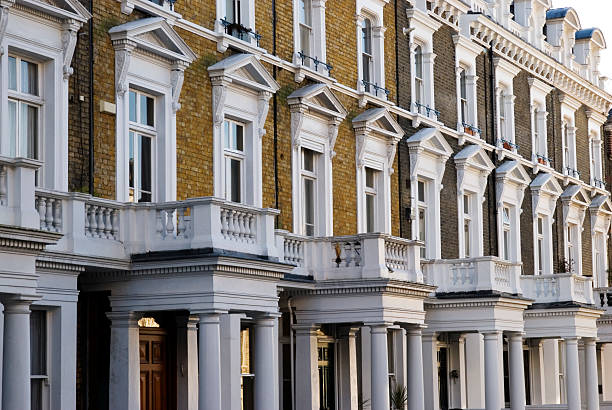istock Typical Apartments Building at West-London. 95757808