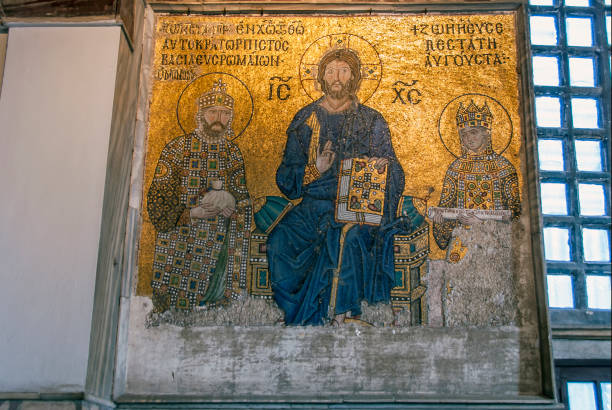 istock Holy drawing on wall of Hagia Sophia 957583648