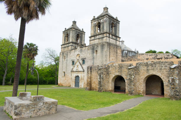 istock Mission Concepcion San Antonio Texas 957593674