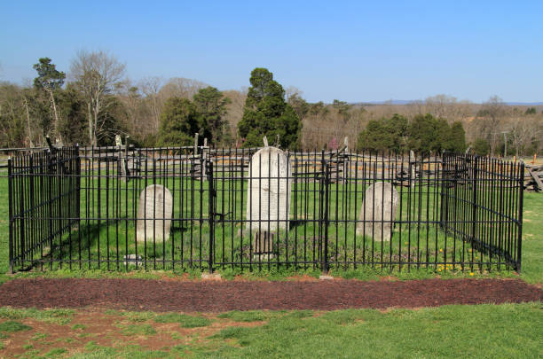 istock Old Graveyard at Manassas Battlefield National Park 957609856