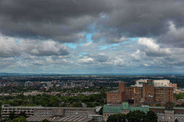 istock Panoramic view of Montreal 957616446