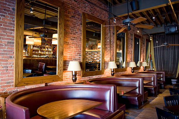 Classy Restaurant Bar With Booths Mirrors And Red Brick Walls Stock Photo -  Download Image Now - iStock