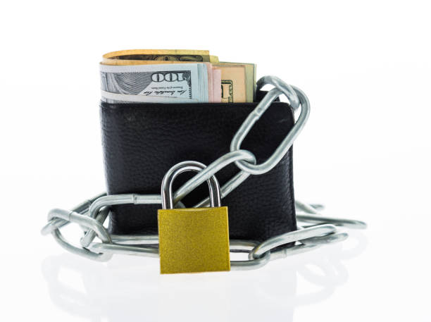 istock Black purse with lock and chain 957641552