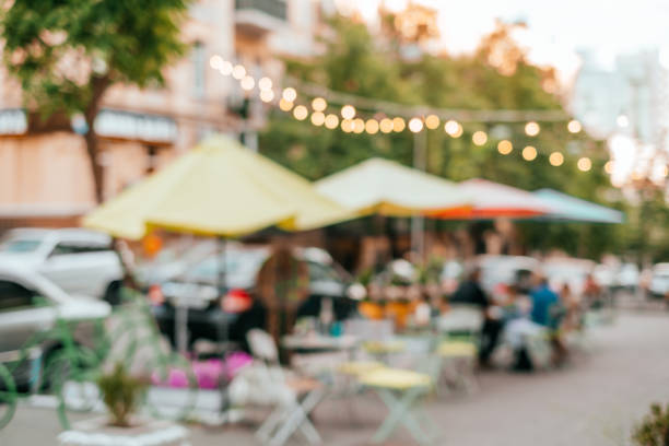 istock Blurred background of cafe 957650308