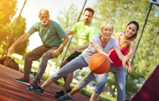 istock Basketball game with family. 957662198