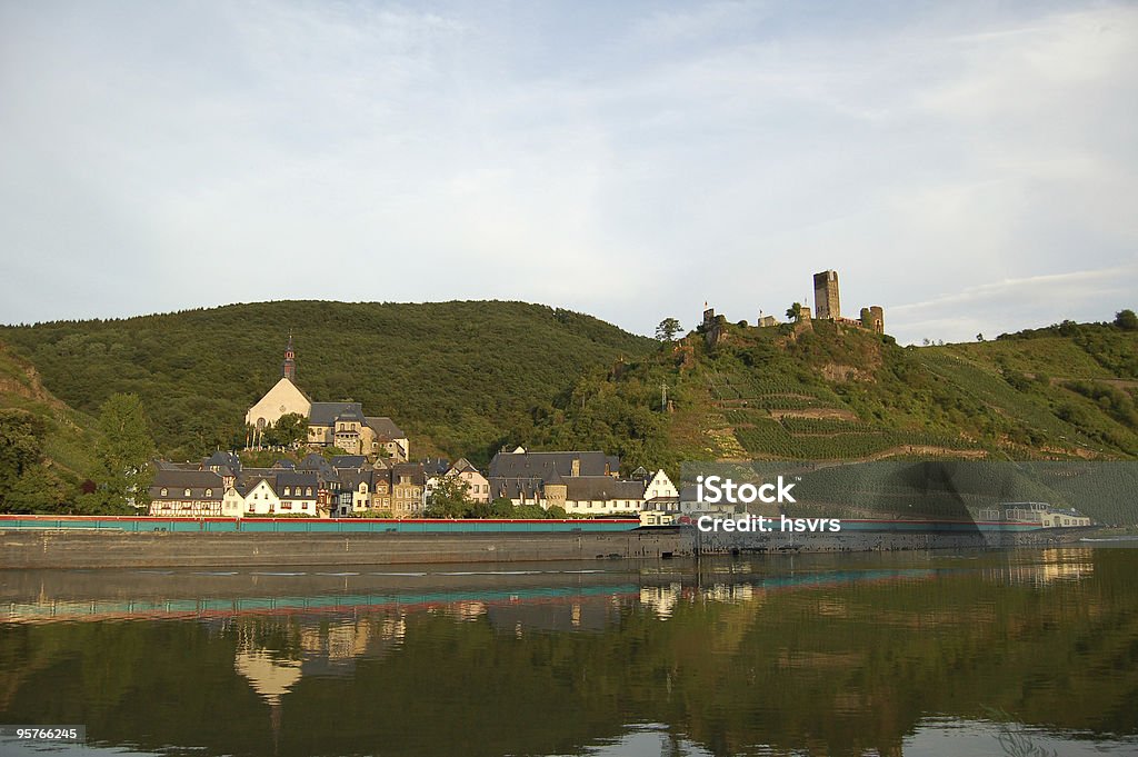 Village Beilstein el valle del Mosel (Alemania - Foto de stock de Aire libre libre de derechos