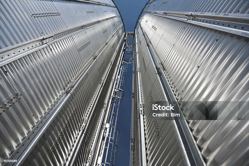 Torri di silos - Foto stock royalty-free di Acciaio