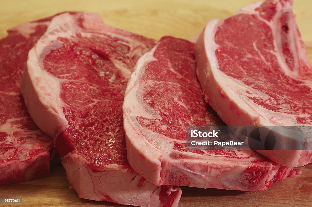 Strip de carne - Foto de stock de Bife royalty-free