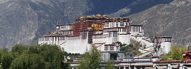 istock The Potala Palace in Tibet 95772272