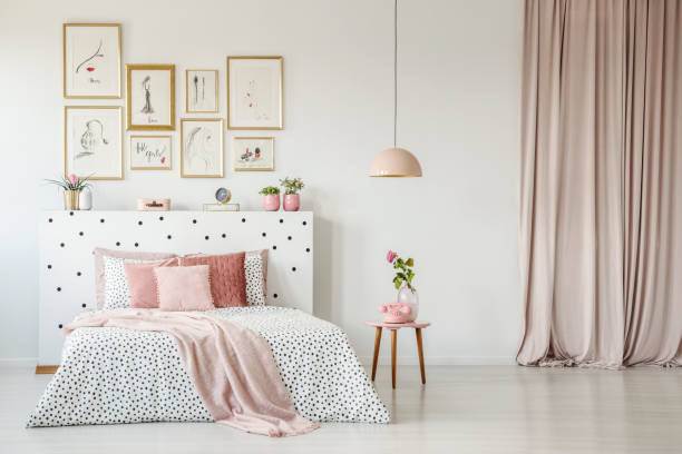 istock Feminine bedroom interior with gallery 957764528