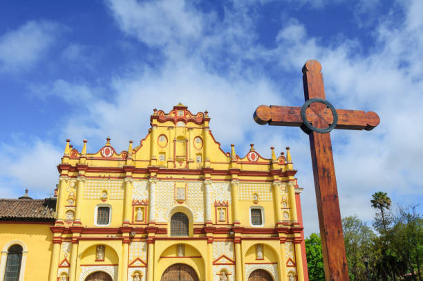 istock Cathedral of San Cristobal de las Casas, Chiapas, Mexico 957781668