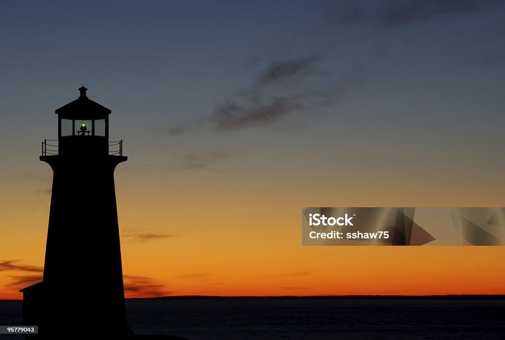 Peggy's Cove phare dans la nuit - Photo de Baie - Eau libre de droits