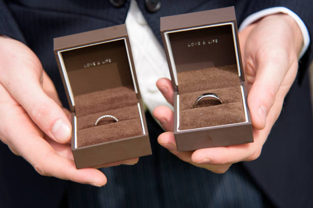 istock Best Man holding Wedding rings 957801824
