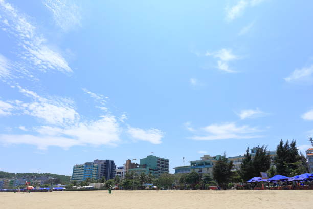 istock Samson beach in Tsinghua, Vietnam 957808352