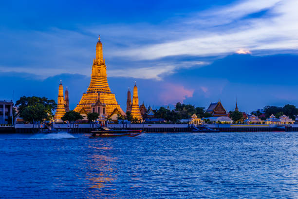 istock Wat Arun temple and Chao Phraya River, Bangkok, Thailand 957816118