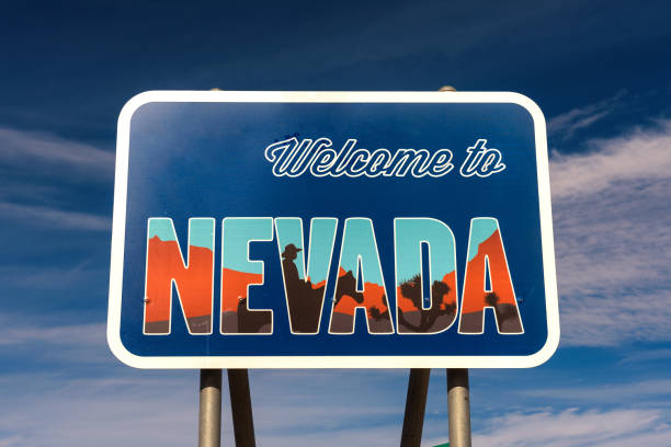 ネヴァダ標識へようこそ。 - ネバダ州 ストックフォトと画像