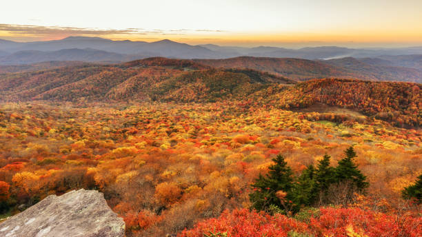 istock Autumn Sunset from the top of Sugar Mountain 957864106
