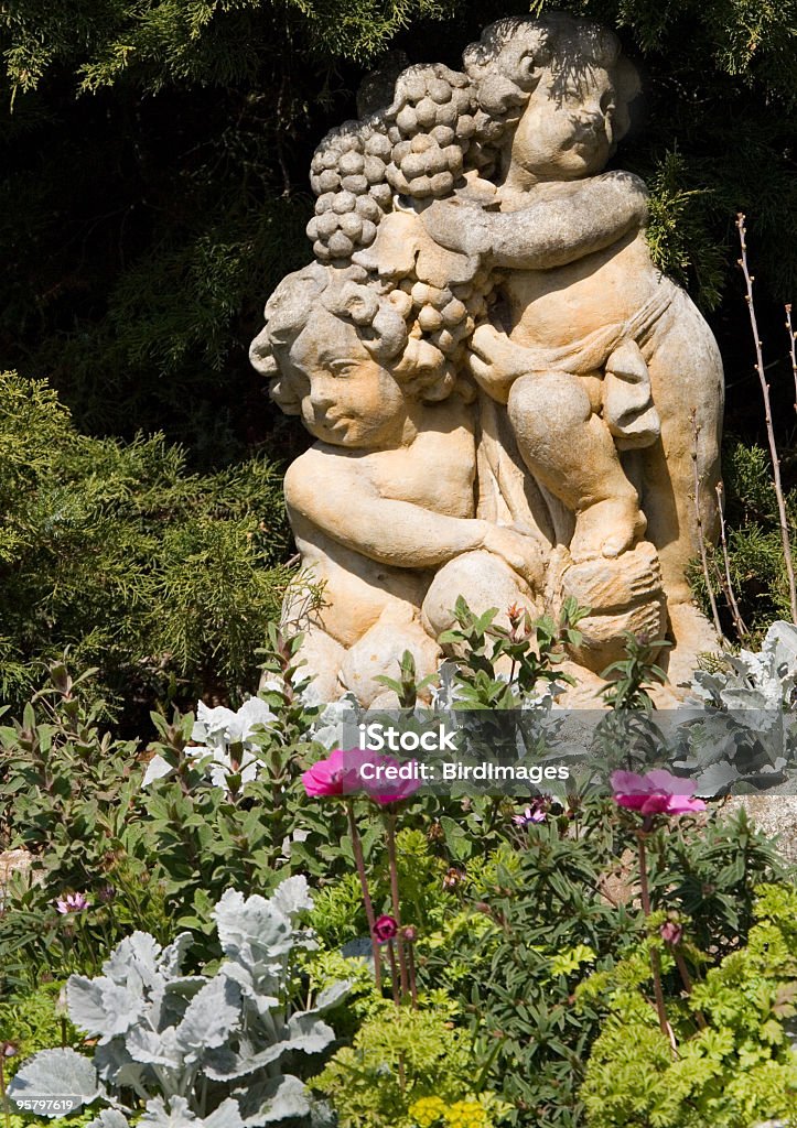 Ornamentos al jardín - Foto de stock de Accesorio de jardín libre de derechos