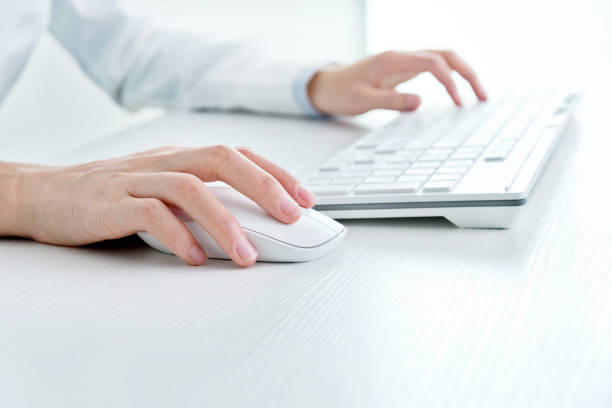 istock Businesswoman hand on computer keyboard 957994354