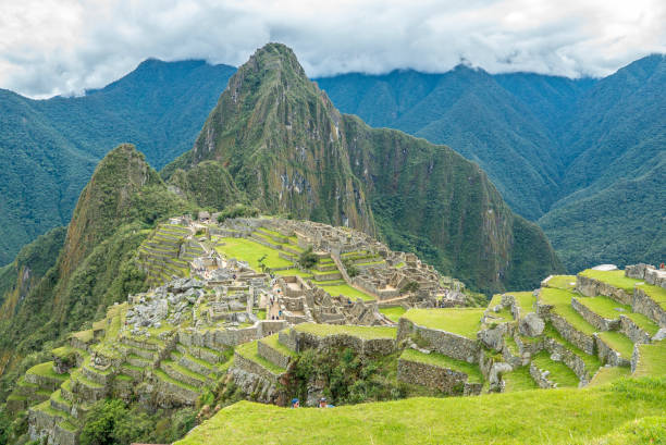 istock The road to Machu Picchu 958000136
