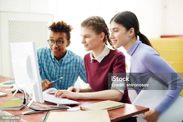 Work Of Programmers Stock Photo - Download Image Now - Learning, Teenager, Classroom