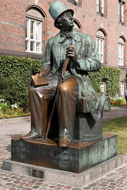 hans христианский андерсон - denmark copenhagen hans christian andersen statue стоковые фото и изображения