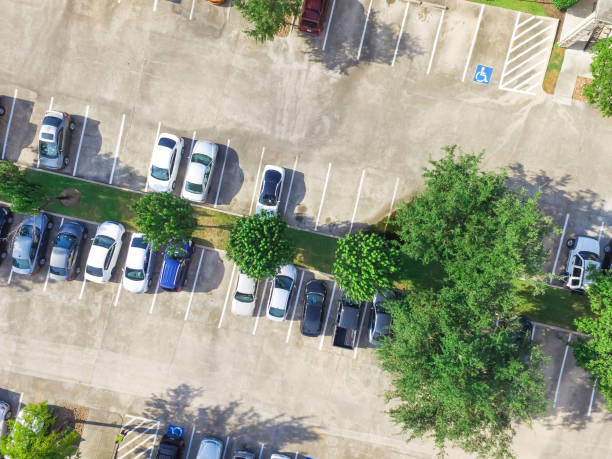istock Aerial view typical multi-level apartment building in USA 958103912