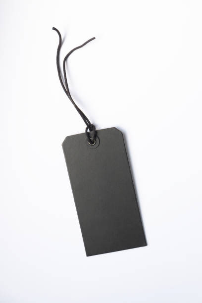 istock Black price tag - isolated 958104390