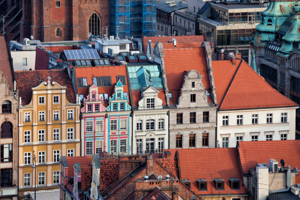 istock Wroclaw Old Town Houses 958115168