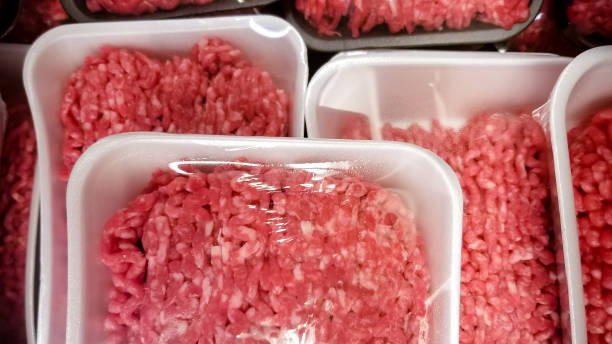 ground beef A variety of packages of ground beef at the supermarket ground beef photos stock pictures, royalty-free photos & images