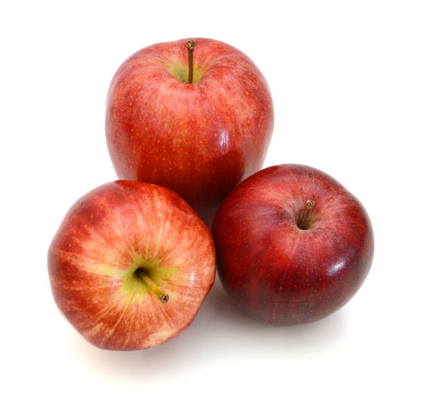 istock Ripe red apple. Isolated on a white background. 958147456