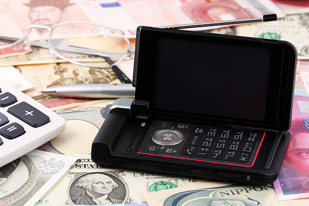 istock Currencies Investing 95816570