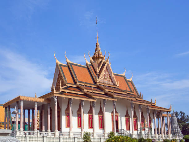 istock Silver Pagoda in Phnom Penh, Cambodia 958166254