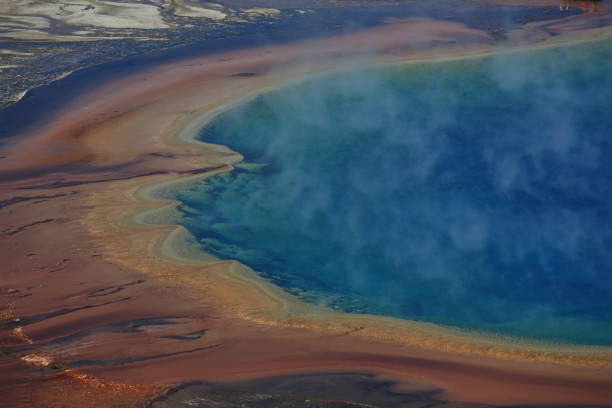 istock Grand Prismatic Spring in Yellowstone National Park 958209600