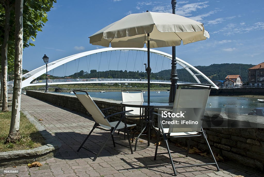 TERRAZA-Velador Bar - Foto de stock de Aire libre libre de derechos