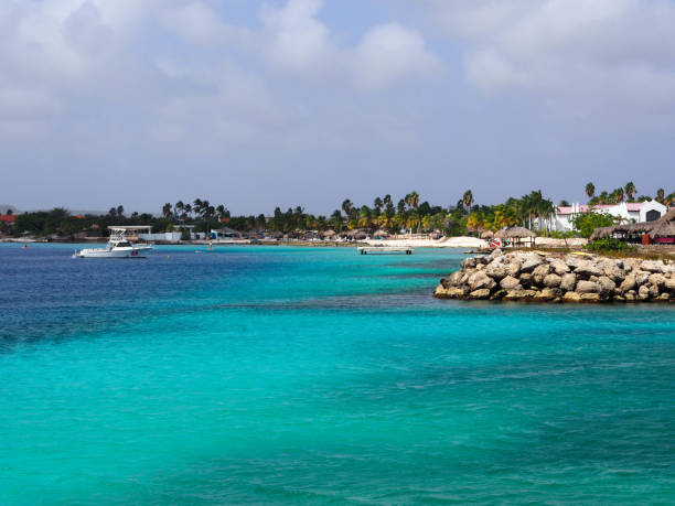 istock View over the ocean to Kralendijk 958264246