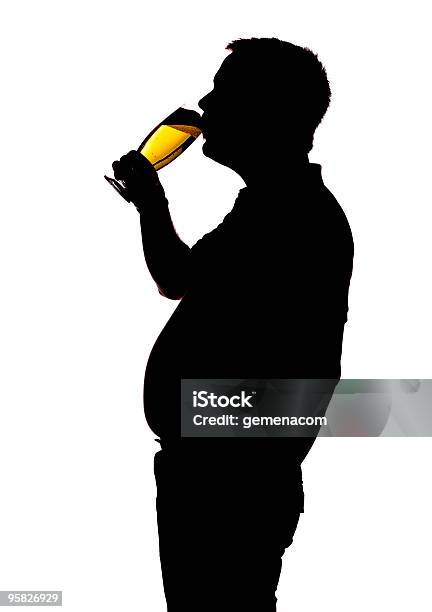 Photo libre de droit de Homme De Boire De La Bière banque d'images et plus d'images libres de droit de Silhouette - Contre-jour - Silhouette - Contre-jour, Alcool, Bière