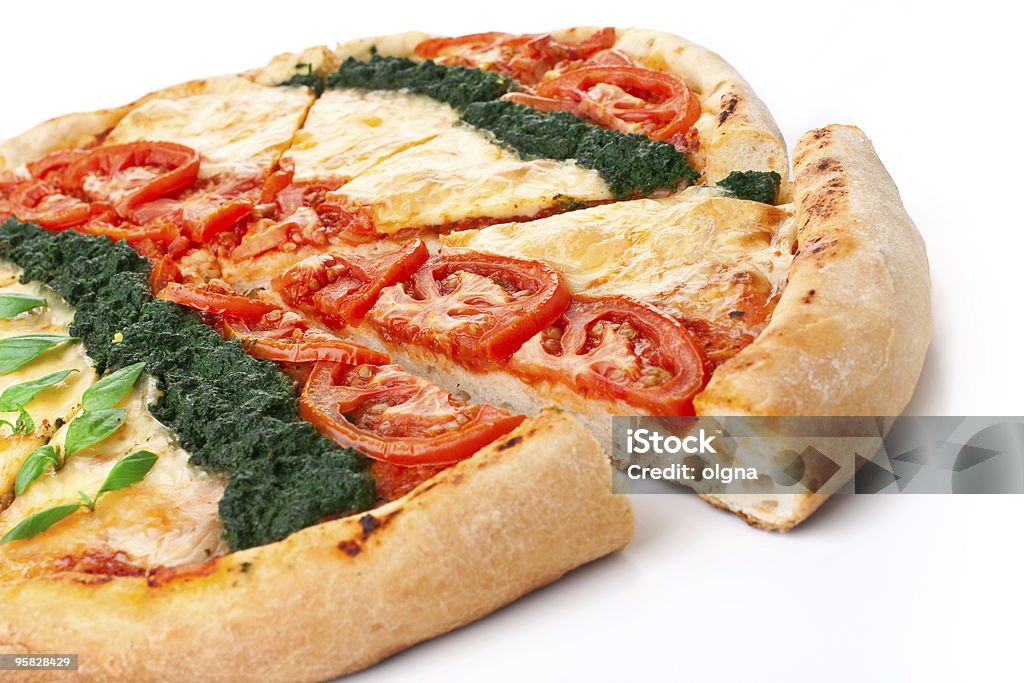 Rebanadas de frutas y verduras pizza - Foto de stock de Al horno libre de derechos