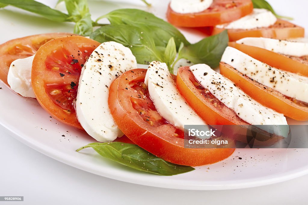 Clássica salada caprese - Foto de stock de Alimentação Saudável royalty-free