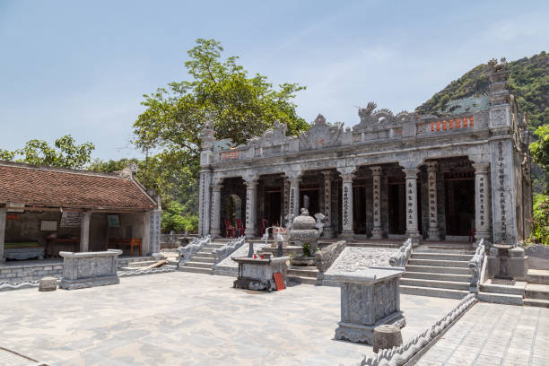 istock Thai Vi Temple, Tam Coc, Ninh Binh 958290996