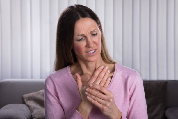 istock Upset Woman Suffering From Palm Pain 958335962