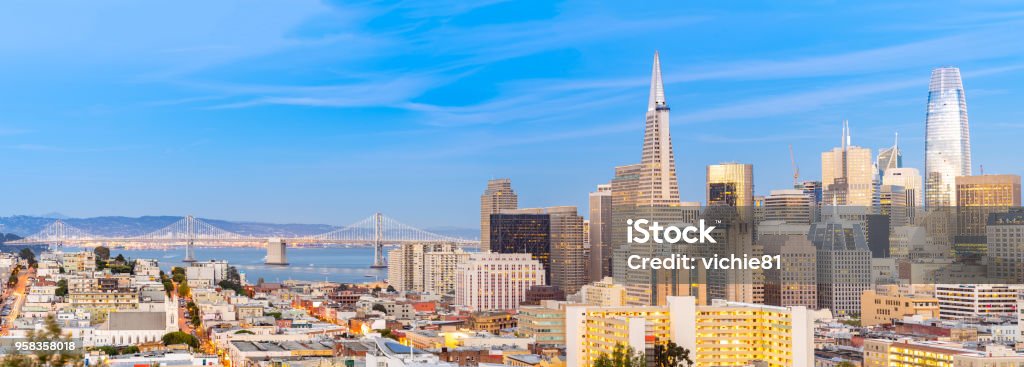 Edificios del centro de la ciudad de San Francisco - Foto de stock de San Francisco libre de derechos