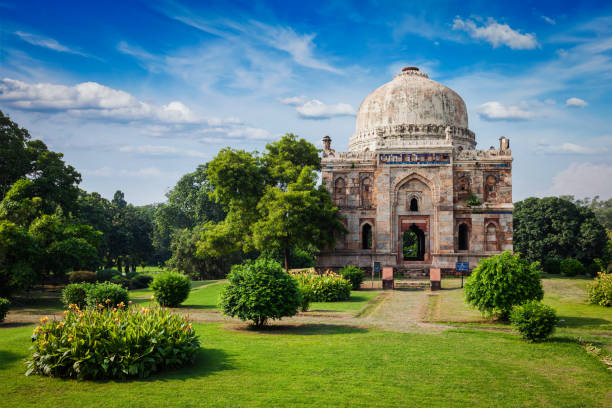 Lodi Gardens, Delhi, India Sheesh Gumbad - tomb from the last lineage of the Lodhi Dynasty. It is situated in Lodi Gardens city park in Delhi, India lodi gardens stock pictures, royalty-free photos & images