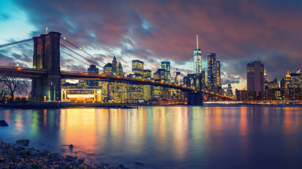 istock Brooklyn bridge and Manhattan at dusk 958479488