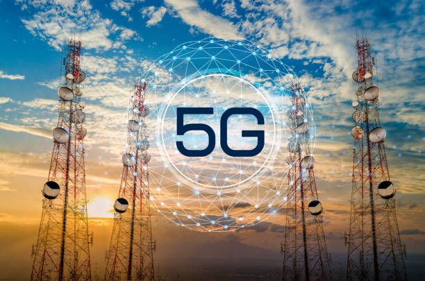 5G Telecommunication tower antenna in morning sky Evening sky 5G Telecommunication tower antenna in morning sky Evening sky 5g stock pictures, royalty-free photos & images