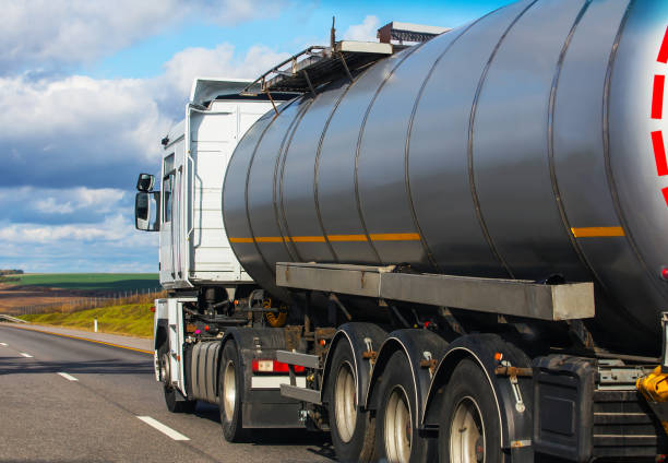 istock Gas-tank goes on highway 958539516